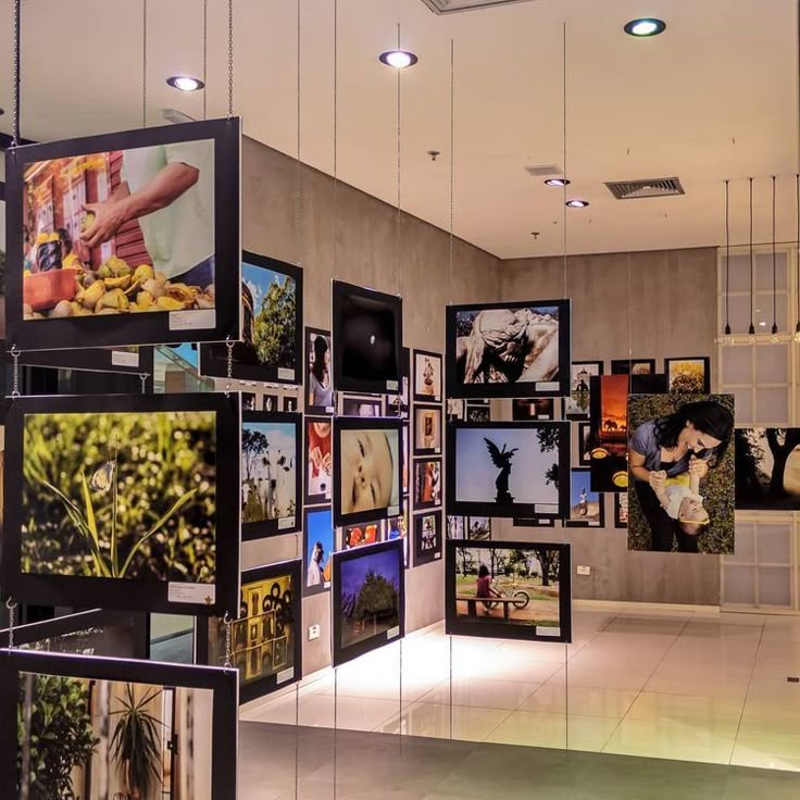 Exposição de fotos, espaço sensível_